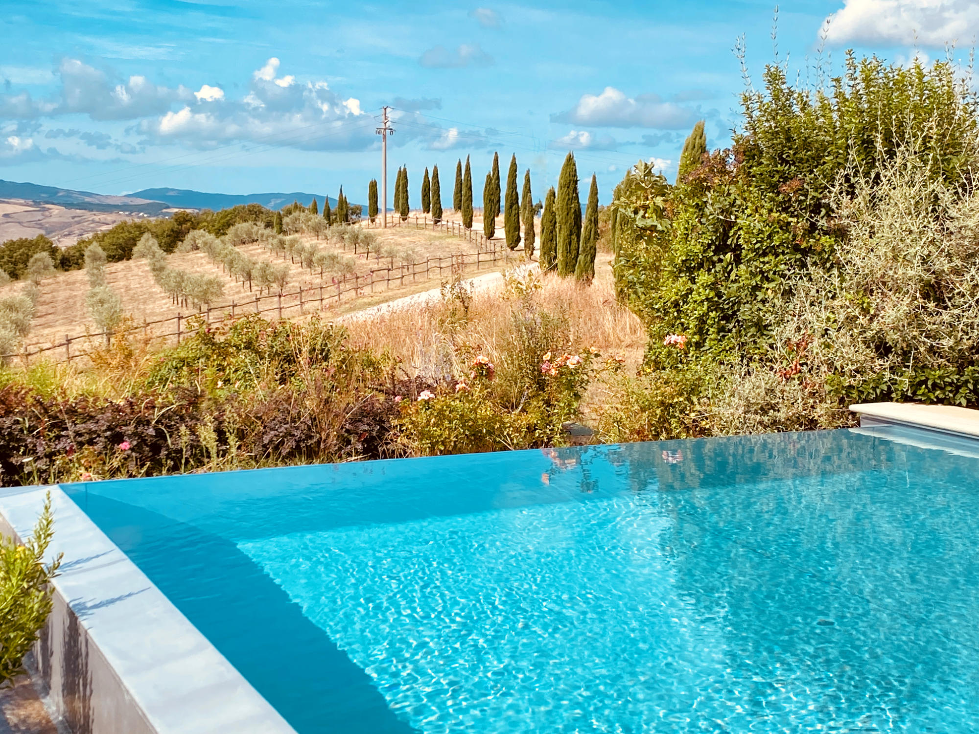 casadelpastore-poolandview