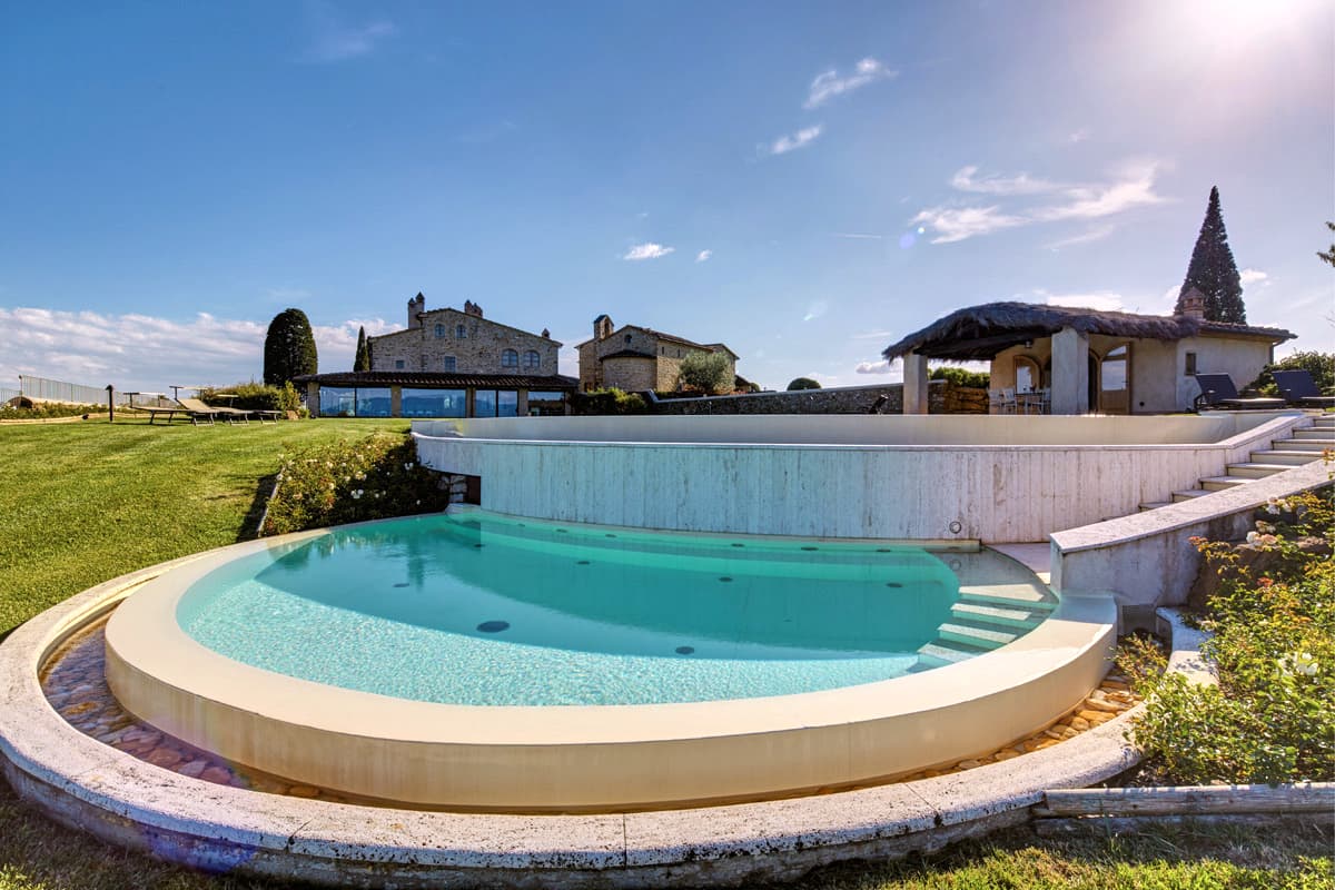 San Michele Villa near Arezzo for 8