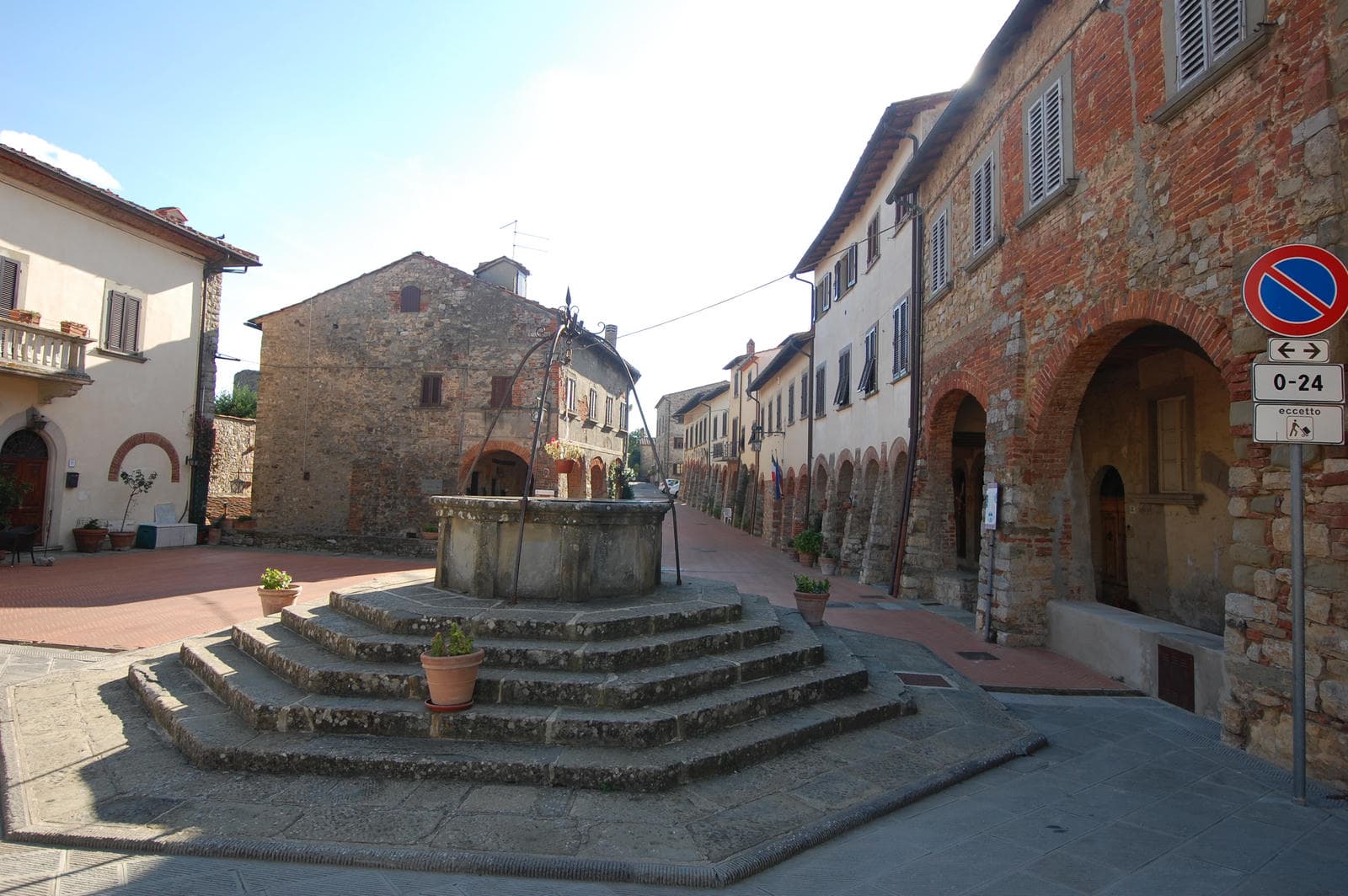 CivitellainValdiChiana-cisterna