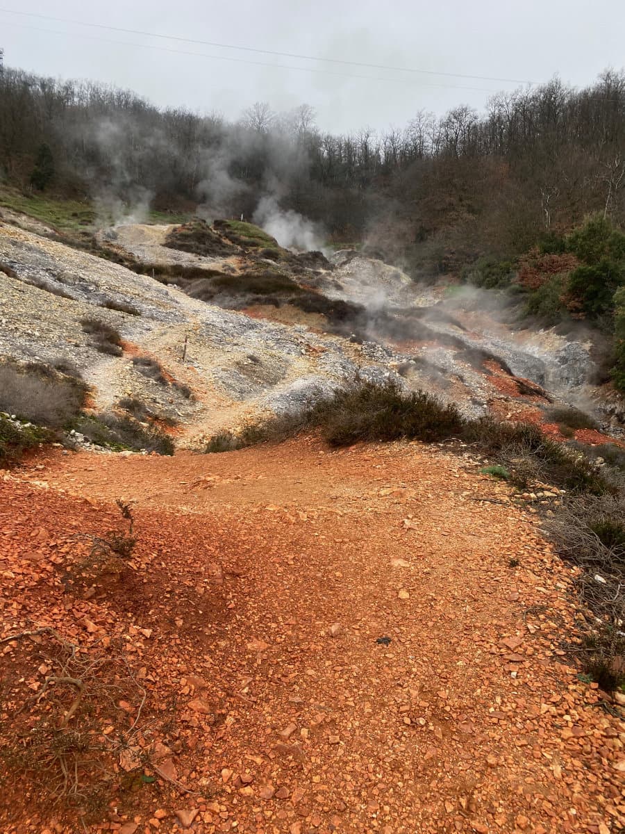 The smoking landscape of Sasso Pisano