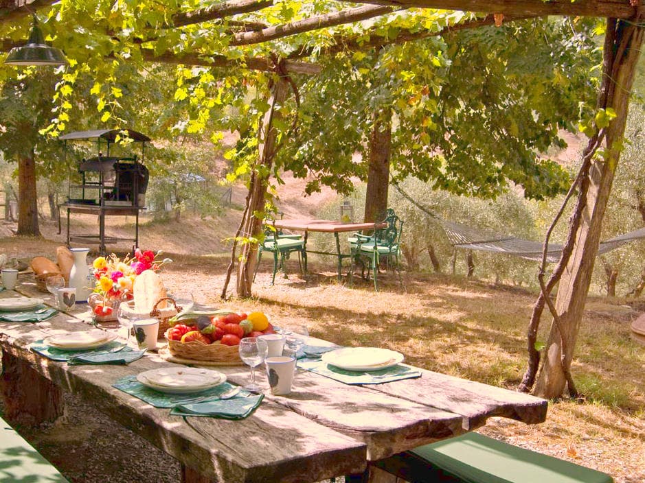 docciole-o-alfresco-table