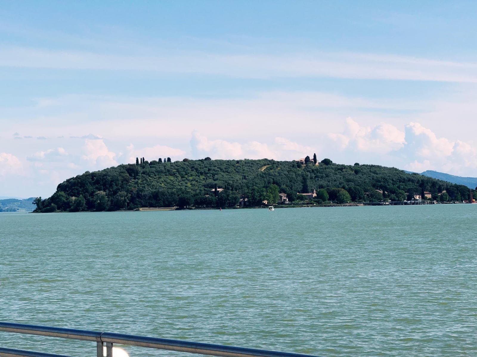 Isola Maggiore on Lake Trasimeno lago-trasimeno-island