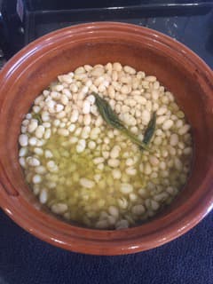 Tuscan Bean soup Beans-and-oil